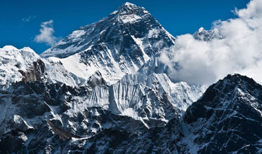 CLASSIC EVEREST TREK